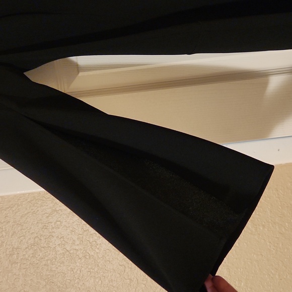 Dress - Picture 4 of 5